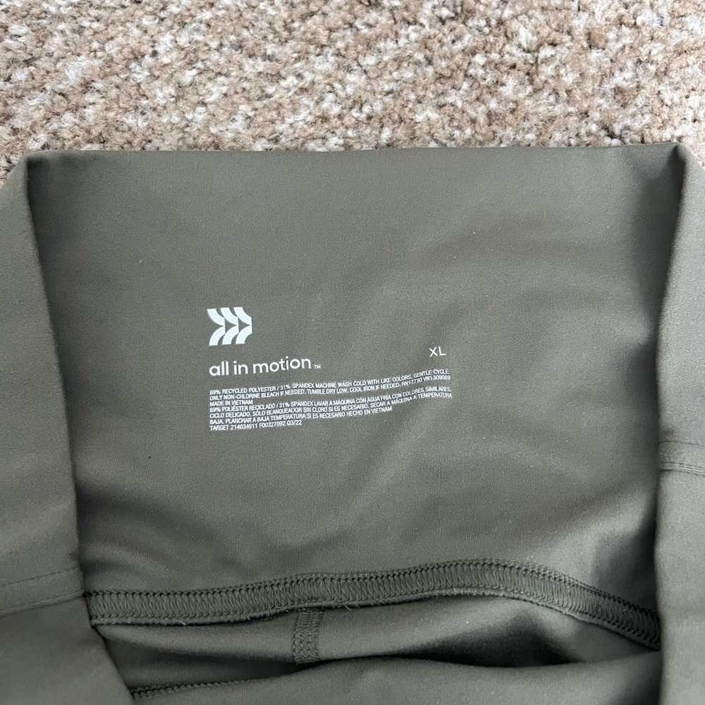 All In Motion Leggings - Picture 3 of 3